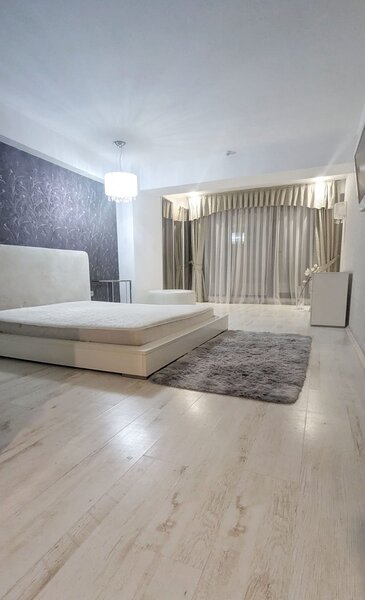 2012 Persepolis, Cartier Francez LUX 3 camere 260 mp, Centrala, 3 AC