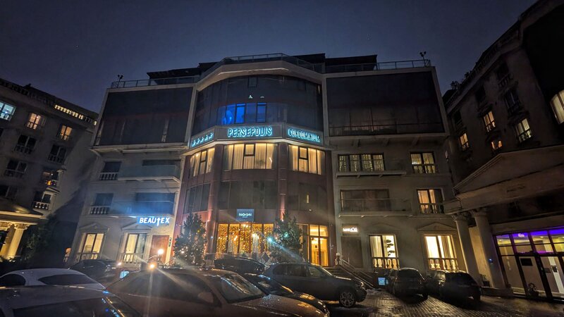 2012 Persepolis, Cartier Francez LUX 3 camere 260 mp, Centrala, 3 AC